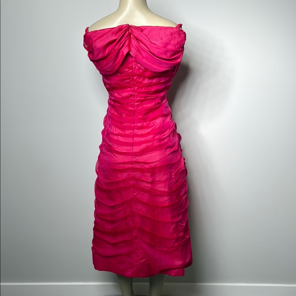 Elegant Pink Off-Shoulder Ruched Midi Dress - Picture 10 of 11